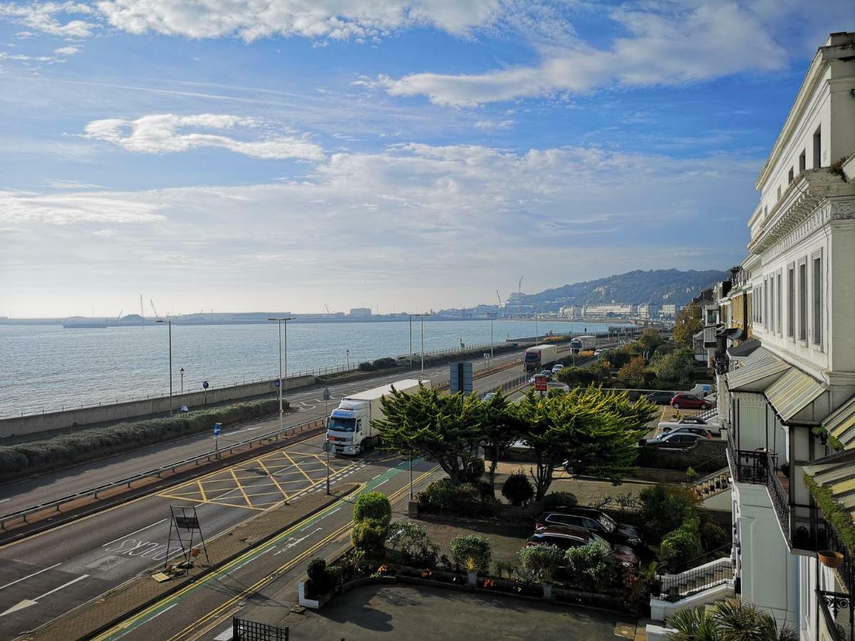 Whole Flat Next To Dover Port With Parking Extérieur photo
